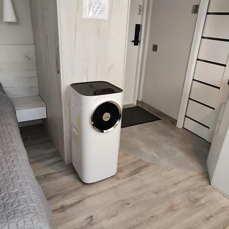 Apartment Near Free Parking